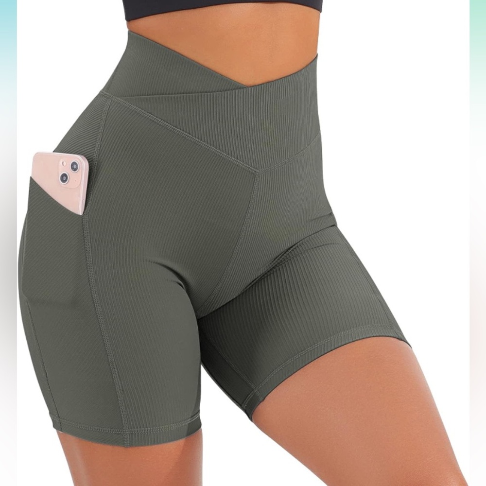 black biker shorts